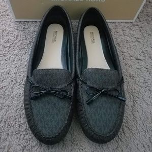 2 for 1 MK Michael Kors flats and loafers